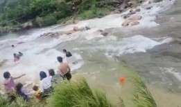 网友爆料山洪视频大全下载,惊心动魄的自然力量瞬间